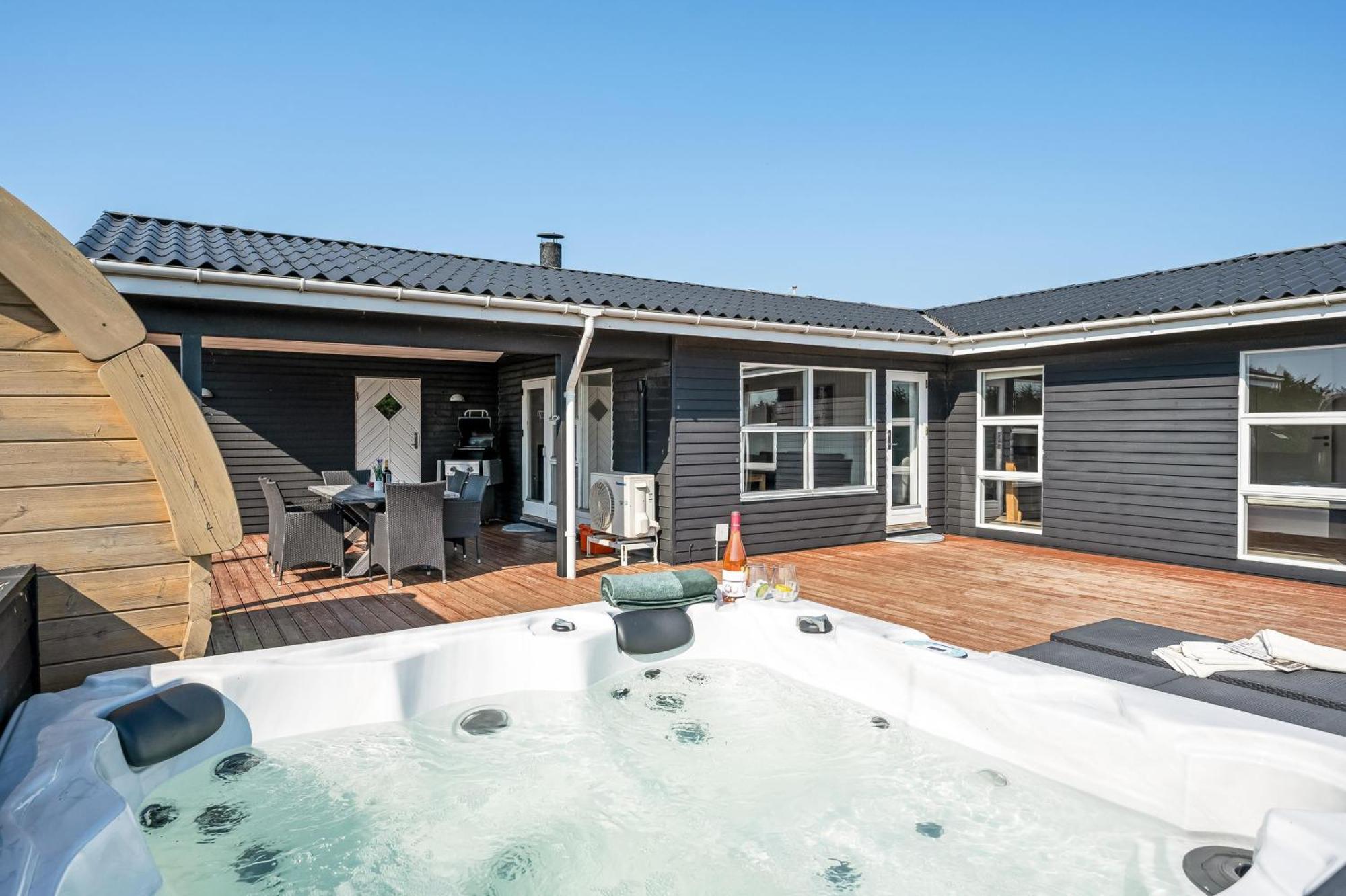 Charming Holiday Home Near The North Sea, With Outdoor Sauna And Outdoor Spa, Ringkøbing Buitenkant foto